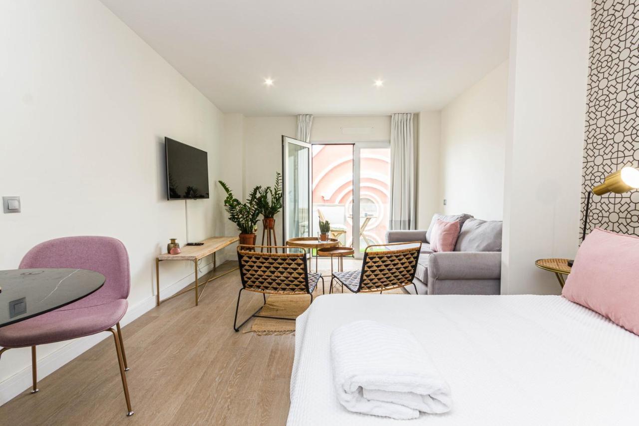 Hola Beach Suite Las Palmas de Gran Canaria Exterior photo