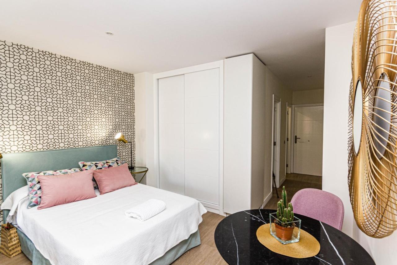 Hola Beach Suite Las Palmas de Gran Canaria Exterior photo
